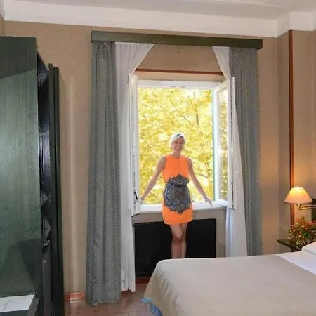 La Superba Hotell 3*